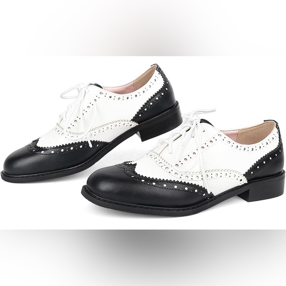 Shemee Shoes - Brand New Black & White SHEMEE Wingtip Oxford Shoes